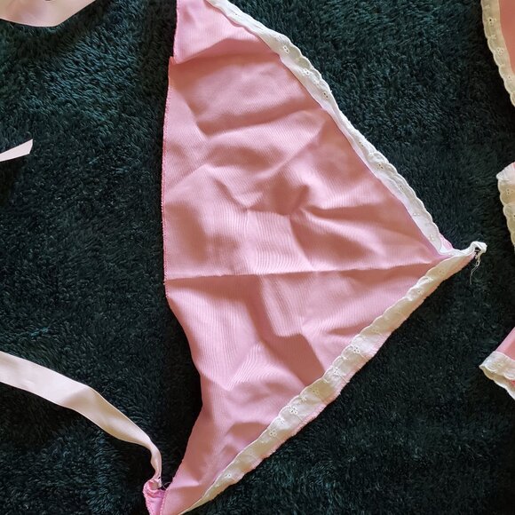 Fetching Fraulein adult costume size L - Picture 6 of 8